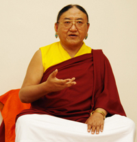 sakya trizin